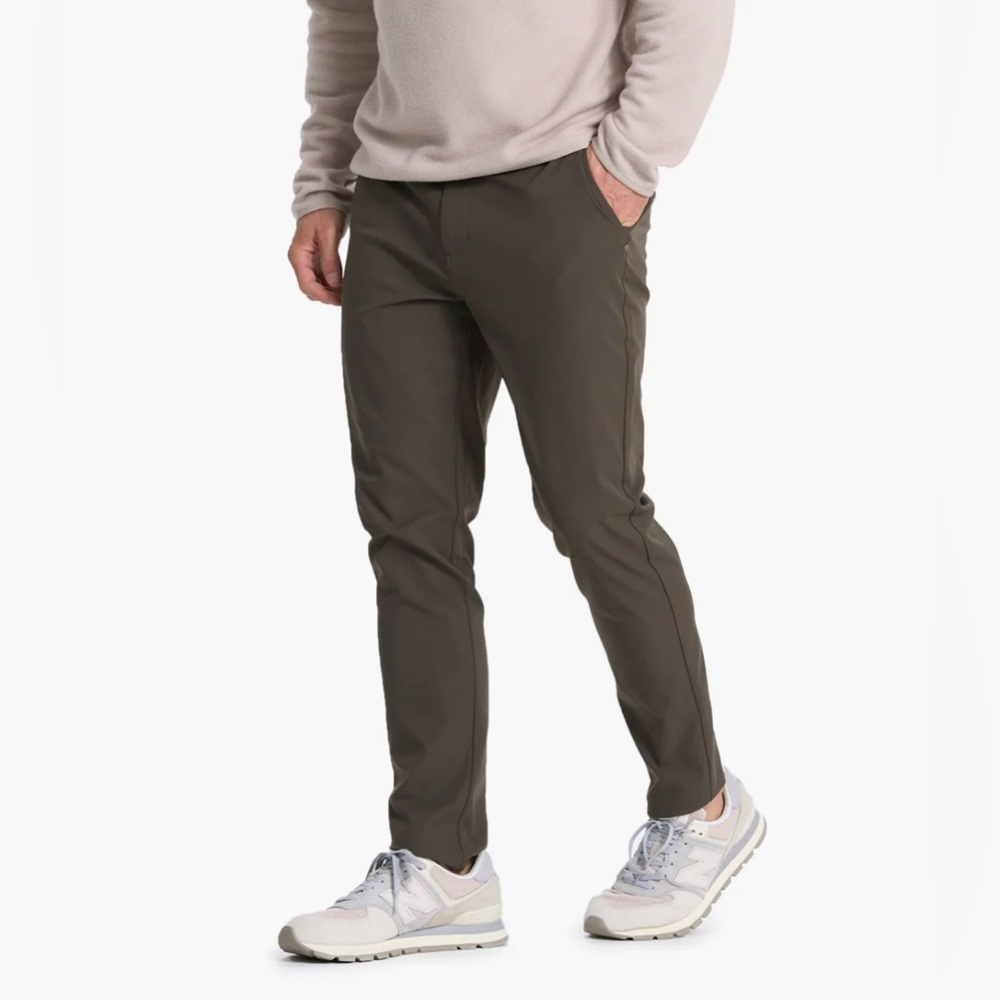 Vuori cascade tech chino pants athletic slim fit 34 Dark oregano